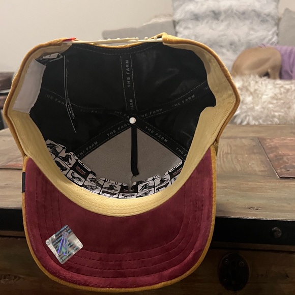 LION - GOORIN BROS. limited “ROYALTY” edition. Yellow Cap / mustard cap - NEW - Picture 6 of 10